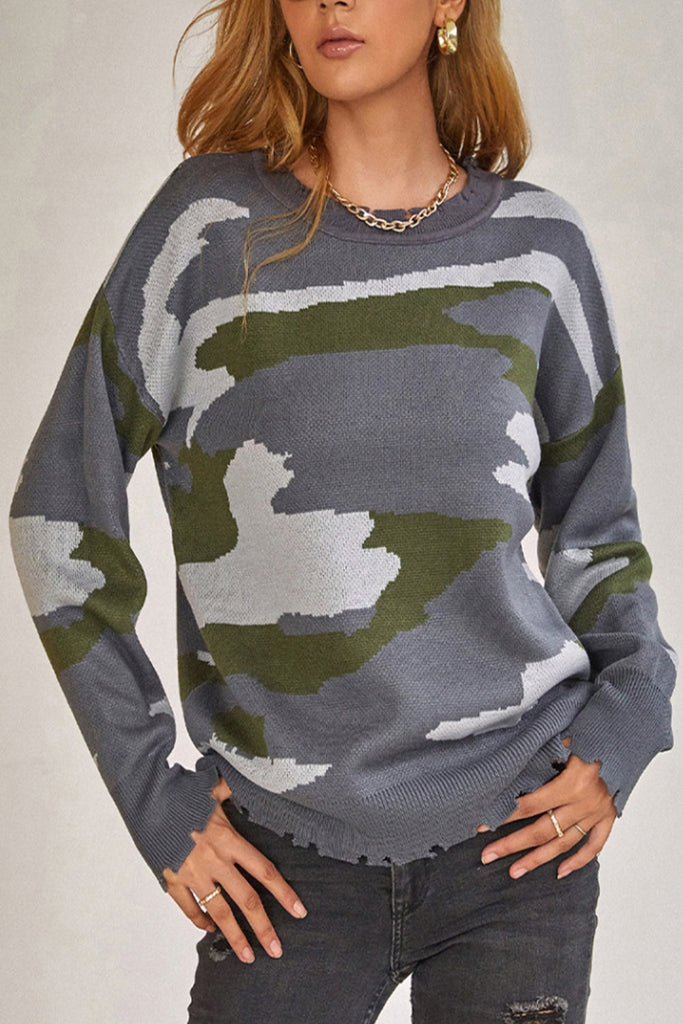 WOLFF Camouflage Ripped Fringed Sweatshirt