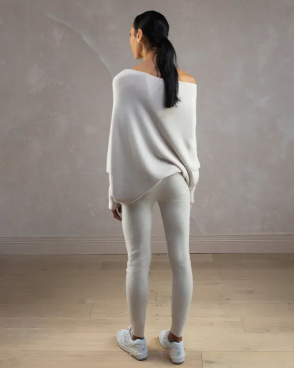 W&W Mode | Asymmetrischer Damenpullover mit eleganter Drapierung