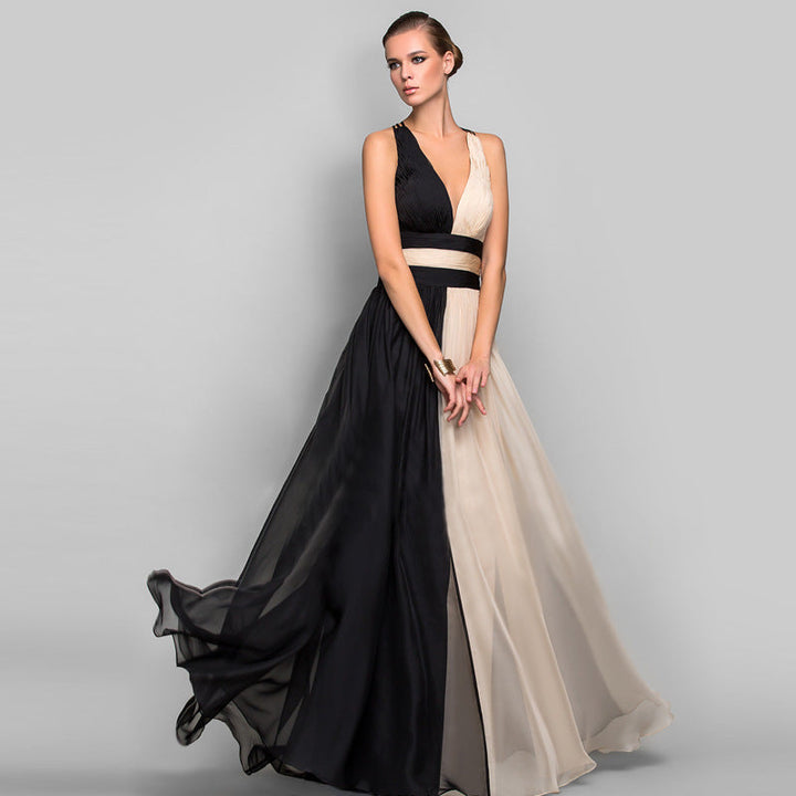 Damen Elegantes Maxi-Kleid mit asymmetrischem Design und tiefem V-Ausschnitt W&W Mode