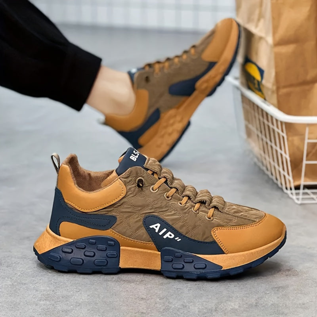 WW | Schnürsneaker Mit Dicker Sohle Für Herren