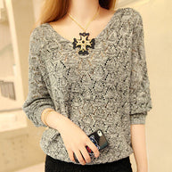Damen Strickpullover mit V-Ausschnitt und luftiger Lochstruktur WW