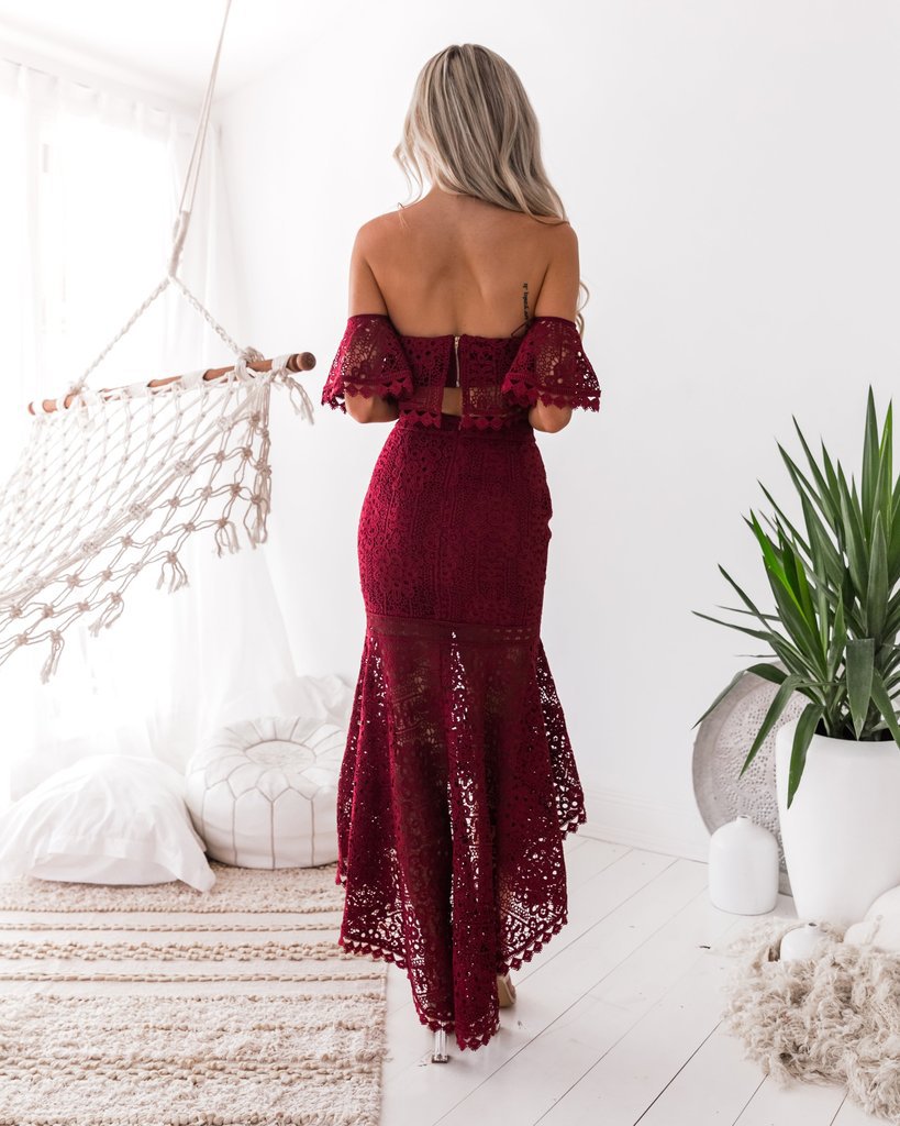 WW | Spitze Off-Shoulder Crop Top Hoch Niedrig Rock 2-teiliges Set
