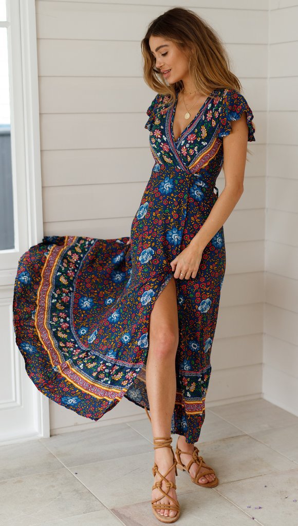 W&W Mode | Sexxy Kleider für Frauen Blumenkleid