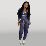 Damen Sportanzug mit praktischem Reißverschluss und elastischem Bund WW