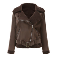 WW | Winterjacke aus Kunstwildleder mit Fell und Gürtel