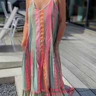 WW | Away On Vacay Lange Cami Kleid mit Ethnischem Muster