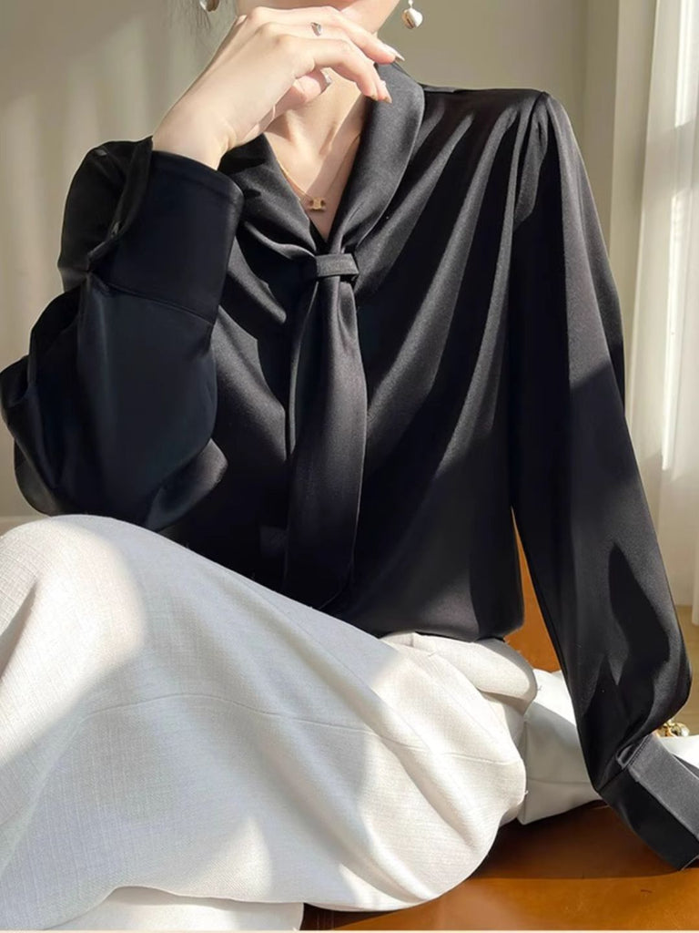 WW | Elegantes Langarmshirt mit Fließendem Kragen