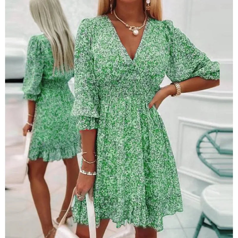 W&W Mode | Blumiges A-Linien-Kleid