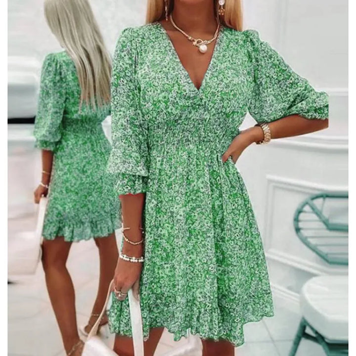 W&W Mode | Blumiges A-Linien-Kleid