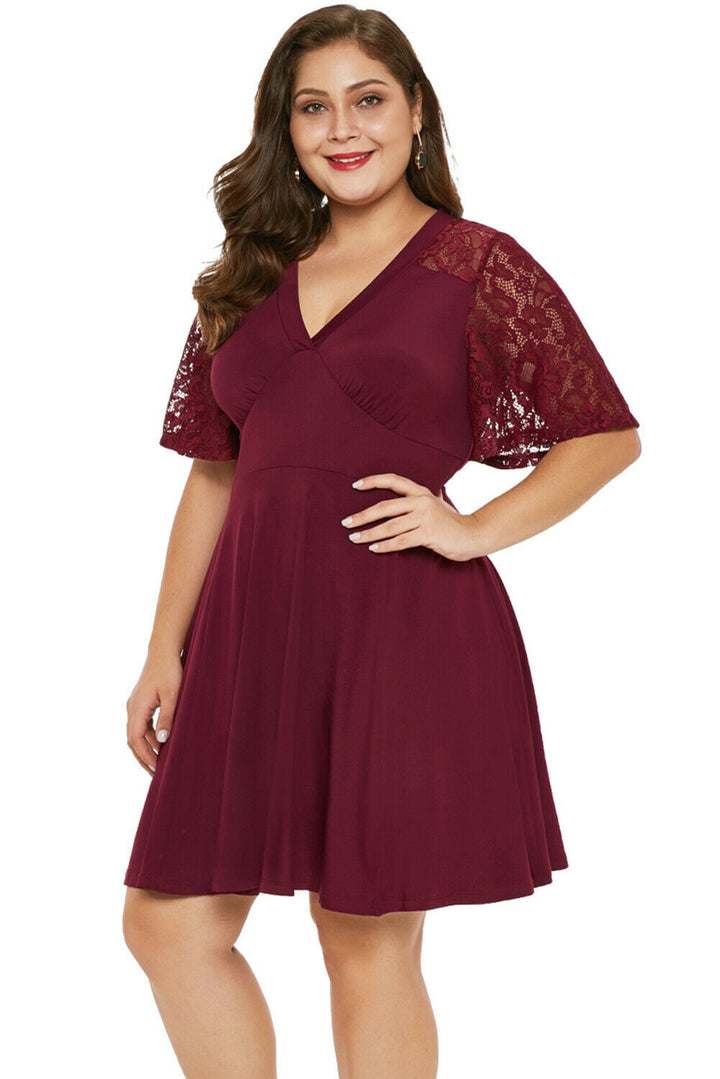 W&W Mode Ausgehöhltes Spitzenkleid