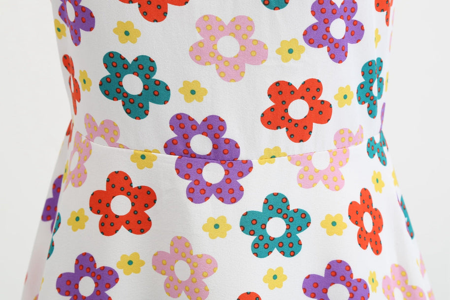 WW | Damenkleid für Hochzeitsgäste mit weitem Saum