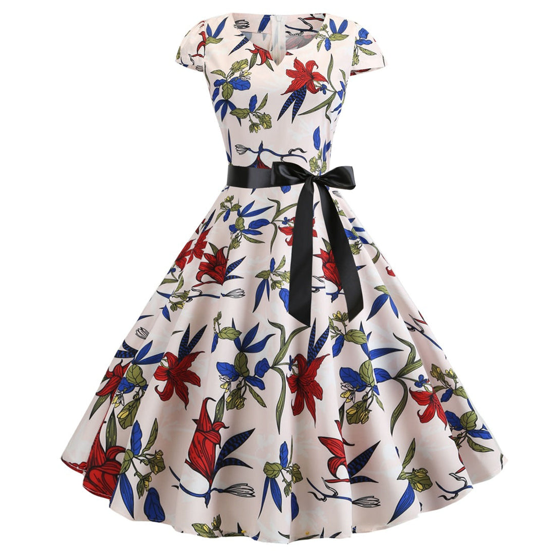 W&W Mode | Damenkleid für Hochzeitsgäste mit weitem Saum