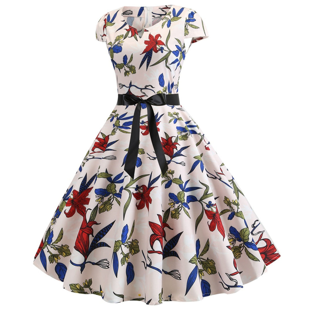 W&W Mode | Damenkleid für Hochzeitsgäste mit weitem Saum