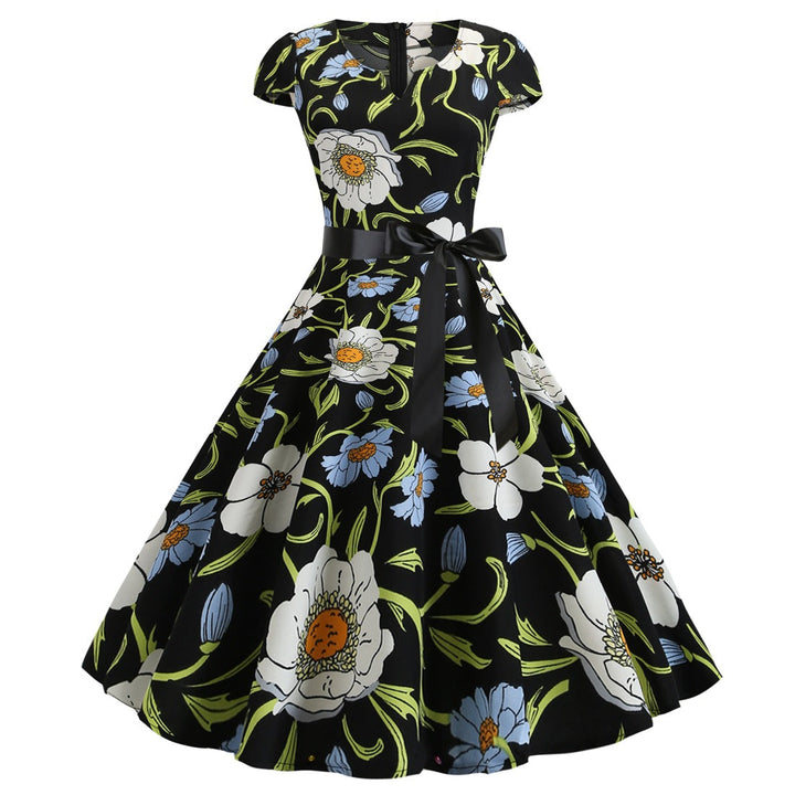 W&W Mode | Damenkleid für Hochzeitsgäste mit weitem Saum