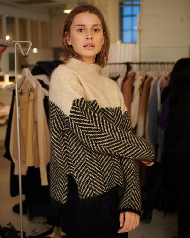WW | Damen Rollkragenpullover mit Zweifarbdesign