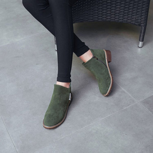 Damen Ankle-Boots aus softem Wildleder mit stabilem Blockabsatz WW