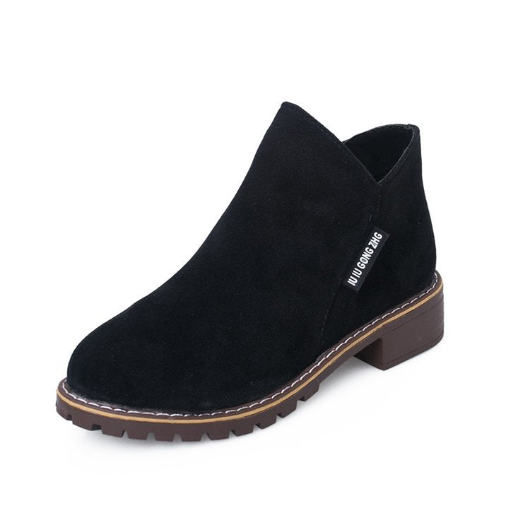 Damen Ankle-Boots aus softem Wildleder mit stabilem Blockabsatz WW