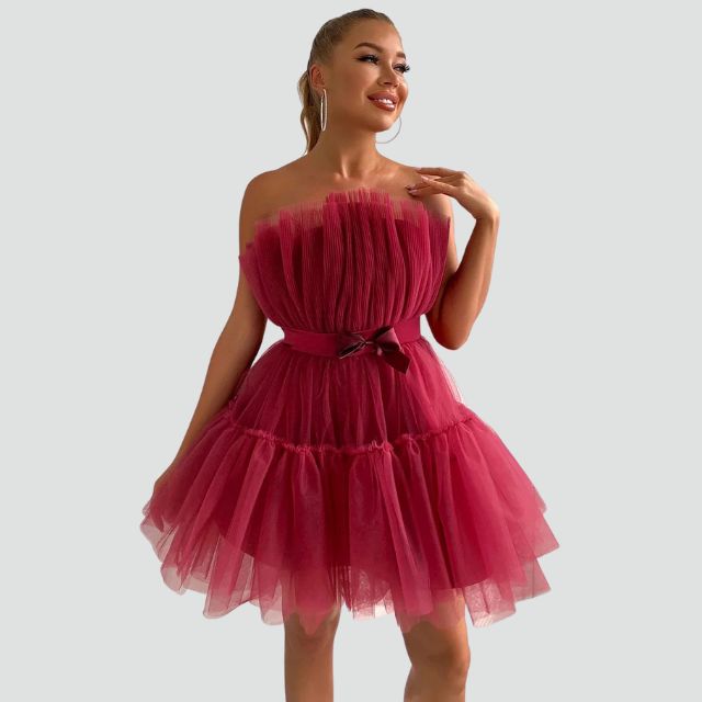WW | Trägerloses Tüllkleid mit geschichtetem Rock