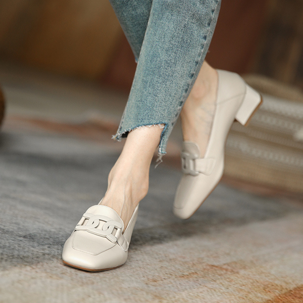 Damen Slipper aus Leder mit orthopädischer Passform