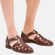 WW | Modische Sandalen Mit Riemen Und Elegantem Schnitt