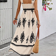 Apricotfarbenes ärmelloses Träger-Maxikleid