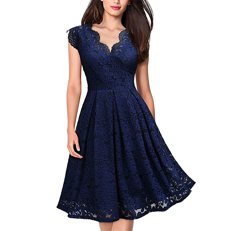 Damen Spitzenkleid mit V-Ausschnitt und ausgestelltem Rock WW