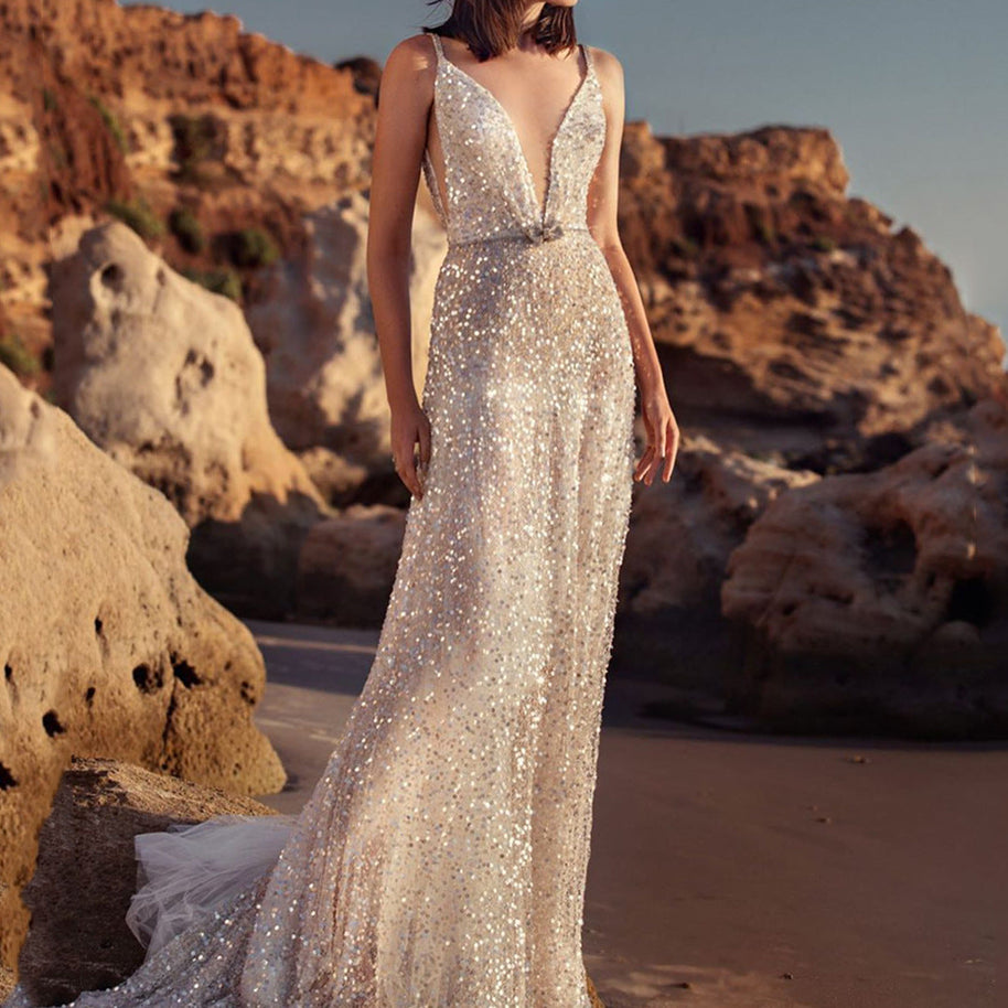 WW | V-Ausschnitt Ärmelloses Taillensammlungs Silber Paillette Slip Dress
