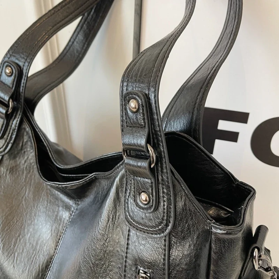 W&W Mode | Elegante Schultertasche für den Alltag
