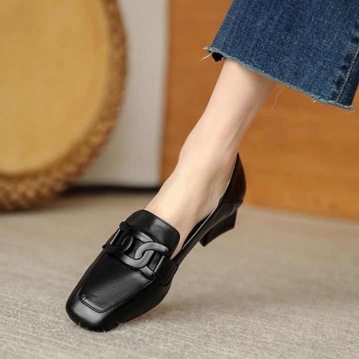 W&W Mode | Bequeme Schuhe mit Mittlerem Absatz und Fußgewölbeunterstützung