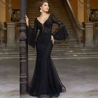 Damen Figurbetontes Abendkleid mit schimmernden Verzierungen und elegantem V-Ausschnitt WW