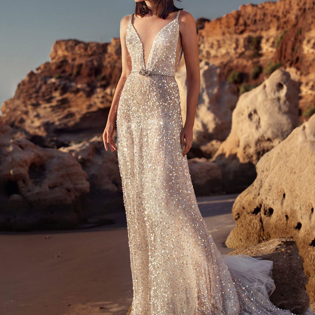 WW | V-Ausschnitt Ärmelloses Taillensammlungs Silber Paillette Slip Dress