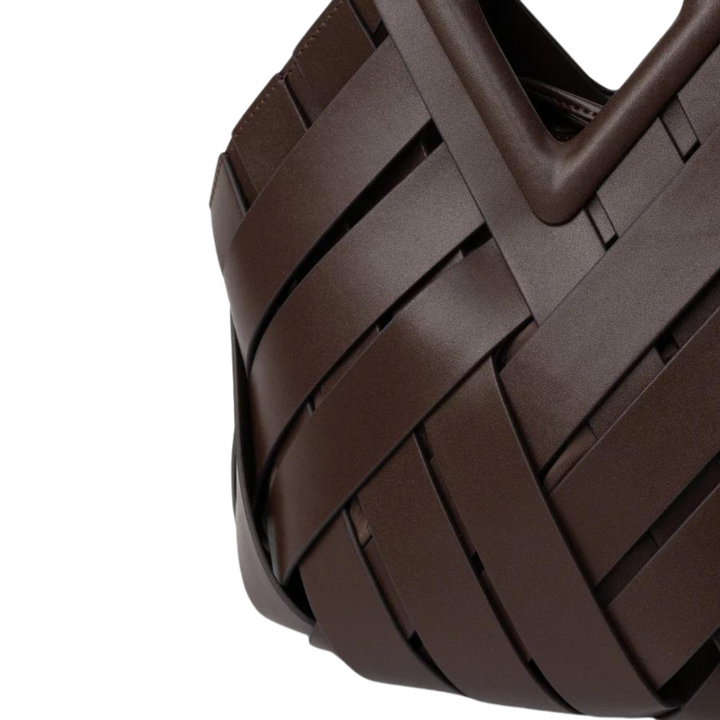 Kleine Damenhandtasche mit Kettenriemen