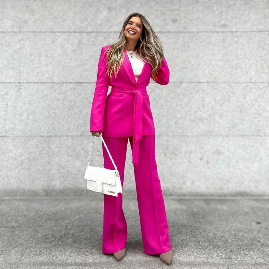 WW | Eleganter Blazer Mit Gürtel Und Passender Hose
