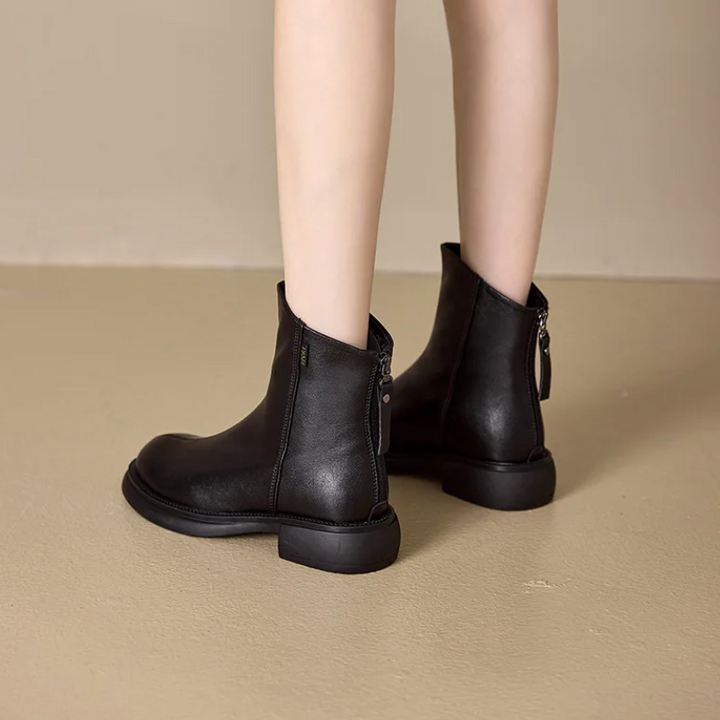 Damen Leder-Ankle-Boots mit rückseitigem Reißverschluss und niedrigem Absatz