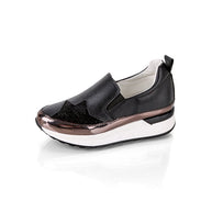 Damen Slip-On Sneakers mit glitzerndem Obermaterial und komfortabler Sohle W&W