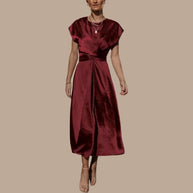 WW | Wickel-Midikleid mit Kappenärmeln