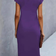 WW | Stilvolles Schmales Kleid Mit Rundhalsausschnitt