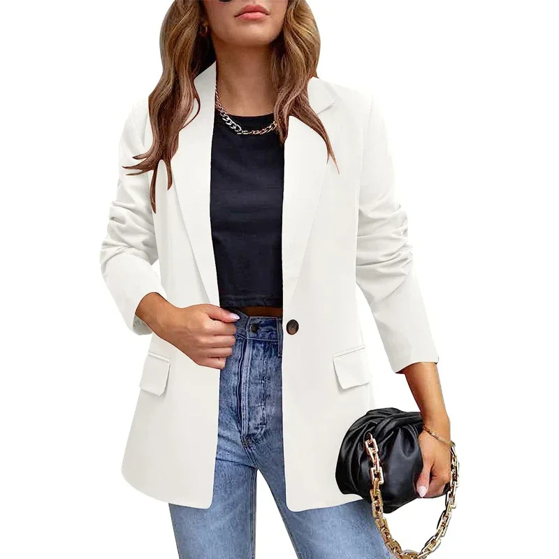 W&W Mode | Langer Damenblazer mit Klappentaschen und Tailliertem Schnitt