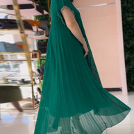 WW | Kleid mit Kurzen Ärmeln und Falten