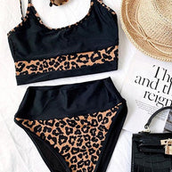 WW Bikini mit Schlitz und Leopardenmuster