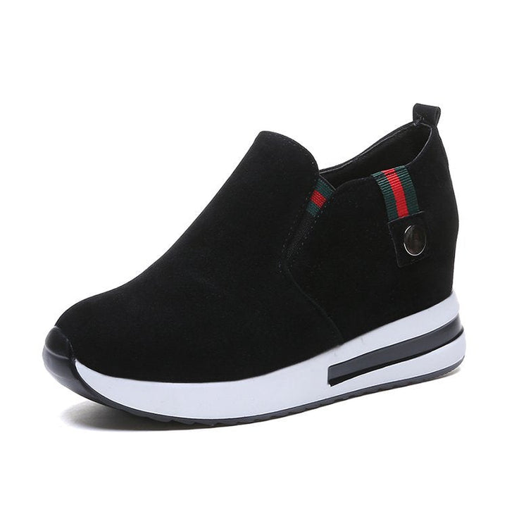 Damen Wedge-Sneaker mit modernem Slip-On-Design und bequemer Sohle W&W Mode