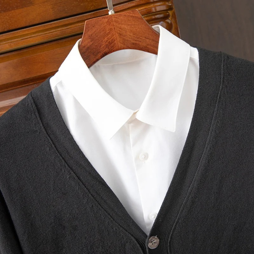 WW | Herren Strickjacke Mit Knöpfen, Leichtes Material, V-ausschnitt, Klassischer Stil