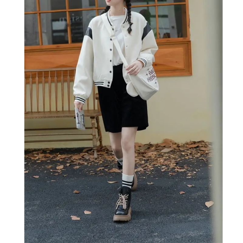 WW | Bomberjack Damen Trendy Varsity Jacke mit Knopfleiste und Legerer Passform