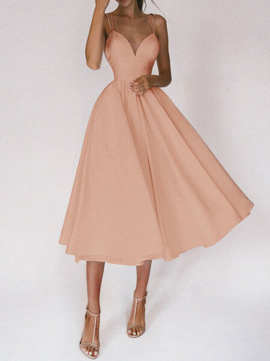 W&W Mode Grace | Das elegante Trägerkleid mit V-Ausschnitt