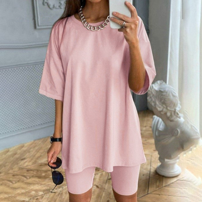 Damen sportliches Zweiteiliges Set mit T-Shirt und Shorts WW