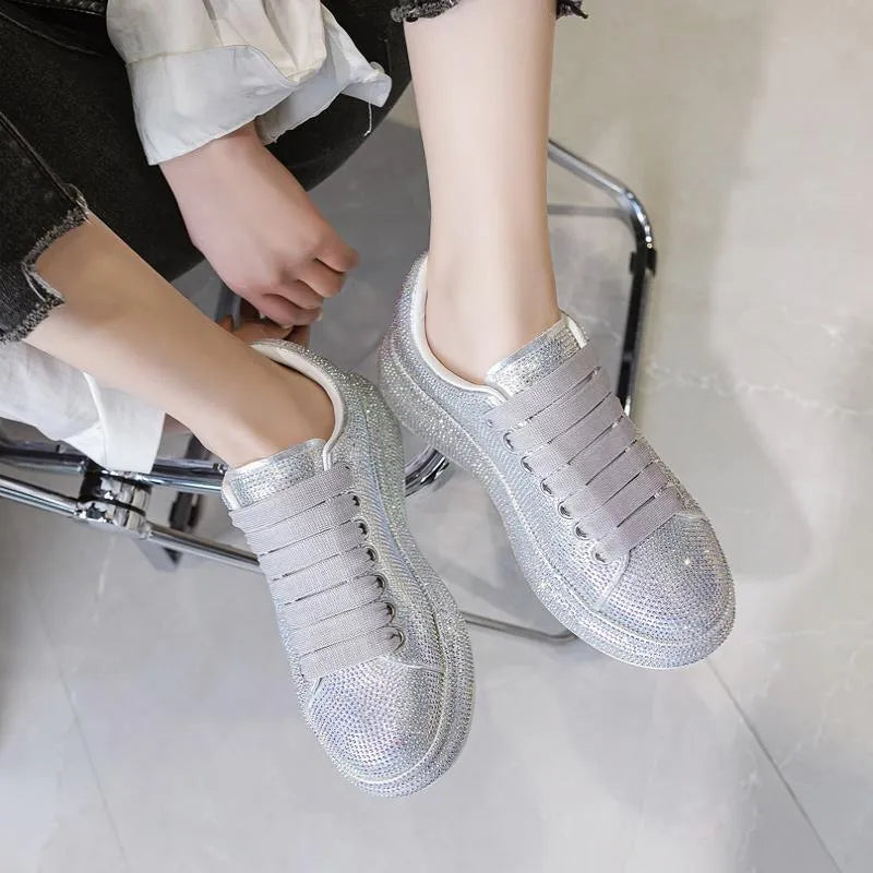 WW | Damen Sneaker mit Strass