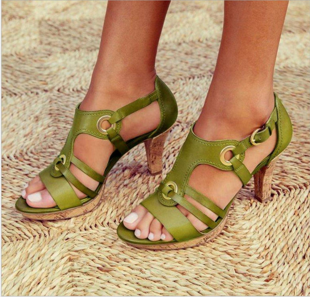 WW | Dicke Absatz Ethno Damensandalen