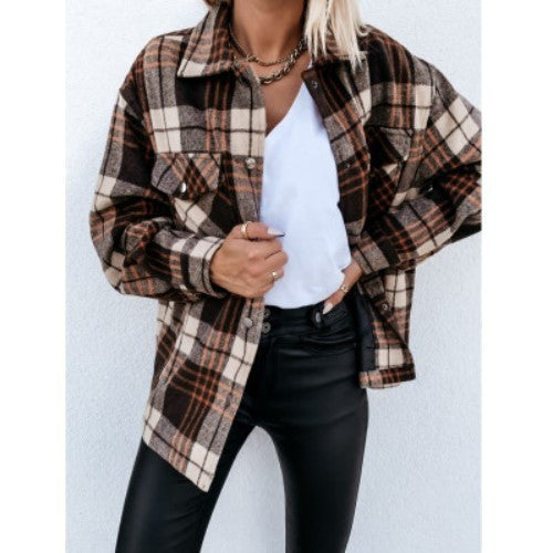 WW | Stylischer Wollmantel