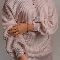 Moderner und modischer Winterpullover