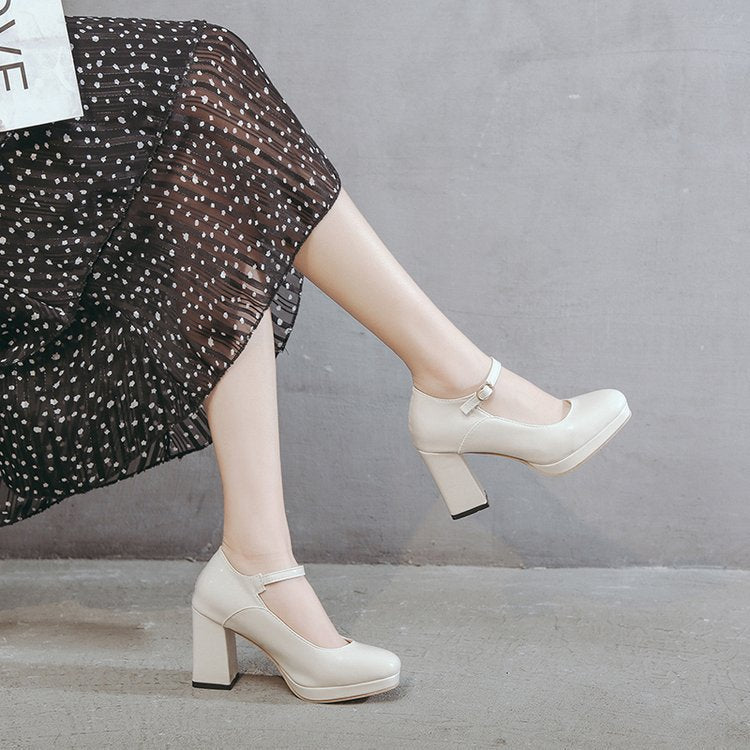 Damen Mary Jane Pumps mit elegantem Blockabsatz und praktischem Riemchen W&W Mode